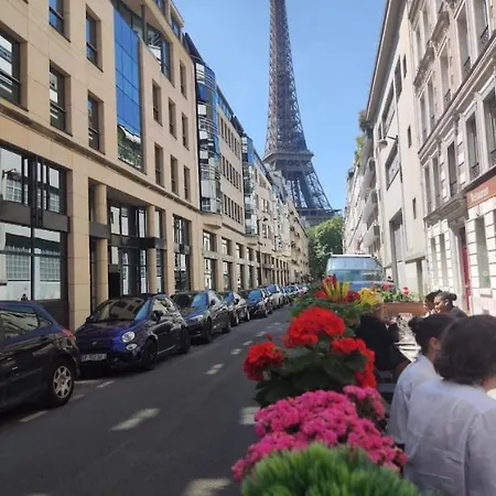 Lägenhet Sejour Au Pied De La Tour Eiffel