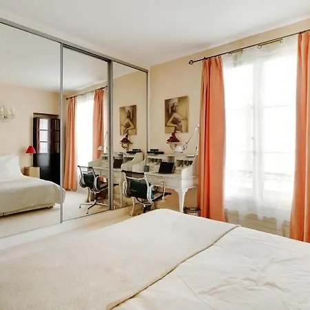 Apartment Sejour Au Pied De La Tour Eiffel